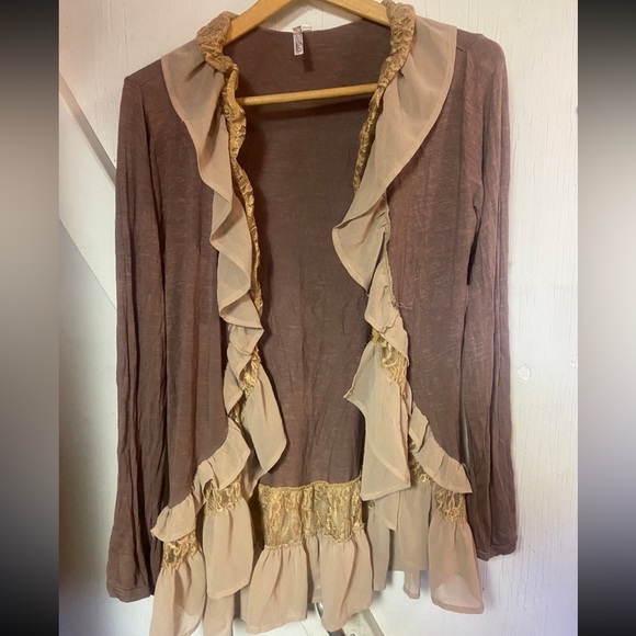 Adiktd lagen look boho bohemian open front Ruffle Hem lightweight cardigan - Picture 4 of 7
